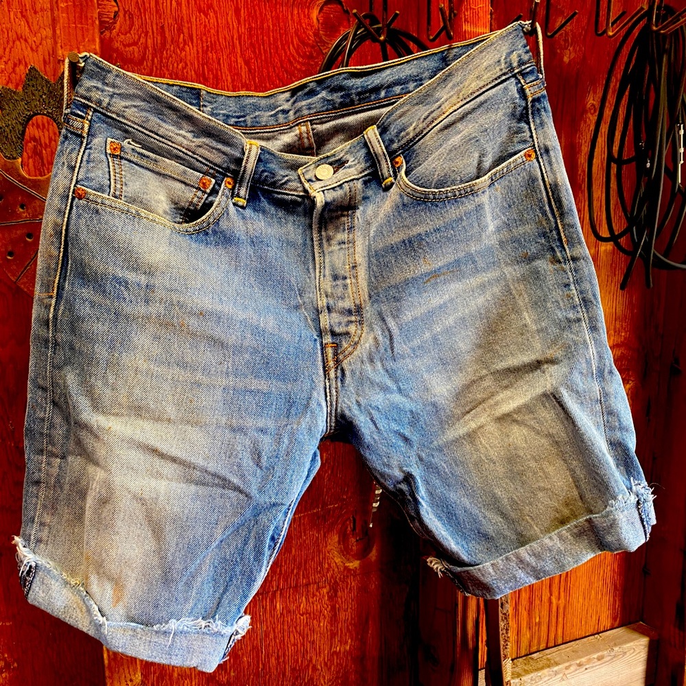 Levi’s 501 cutoffs